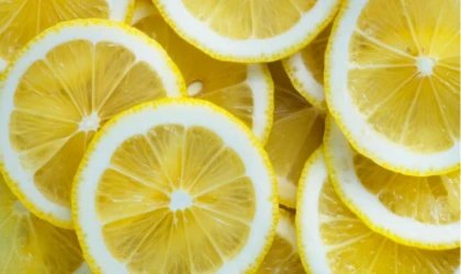 Limonun sulu olduğunu anlamanın yolu çok basitmiş! Seçerken dikkat edilmesi gereken detay