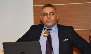 Sadıkoğlu: Şehirde sıkıntı yok deyip, yalanların arkasına sığınarak bu şehre gelecek desteklerin önünü kestiler!