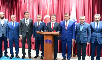 Tarım ve Orman Bakanı Yumaklı müjdeyi Malatya'da verdi: Bugün itibariyle hesaplara yattı