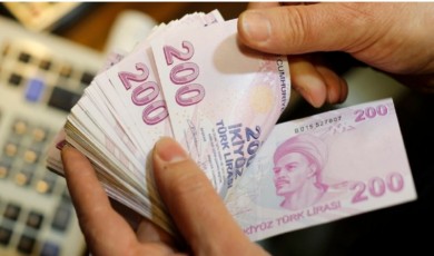 En düşük emekli maaşı asgari ücret seviyesinde olmalıdır! 7.500 TL'nin izahı yok, mantığı yok, vicdanı yok