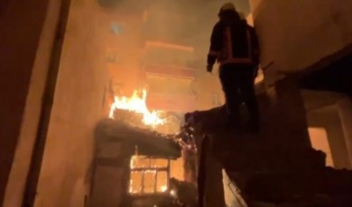 Fırat Mahallesi’nde korkutan yangın!
