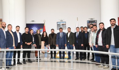 Gürkan: Gençlerimizi TBMM'de görmek isteriz!