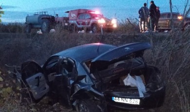 Kontrolden çıkan araç şarampole devrildi!