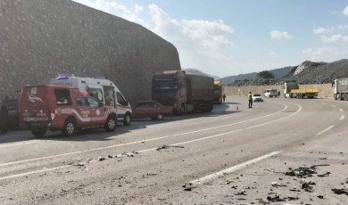 Malatya-Adıyaman Karayolunda cip ile tır kafa kafaya çarpıştı!