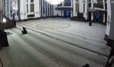 Malatya'da depreme namaz kılarken yakalandılar