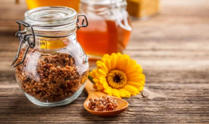 Propolis nedir? Propolis ne işe yarar ve faydaları nelerdir?