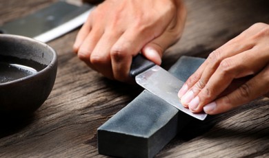 Suat GÜLŞEN / Jilet nasıl bilenir? (Bir Anı)