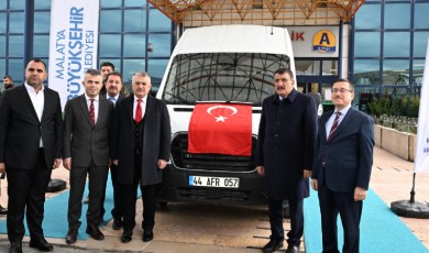 Başkan Gürkan'dan, Turgut Özal Tıp Merkezi’ne hediye!