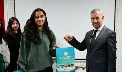 Çınar: Türkiye Yüzyılı, idealist gençlerimizin başarılarıyla kök salacak!