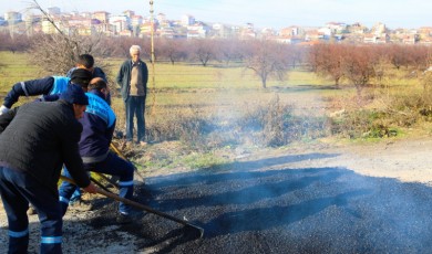Elmasuyu Mahallesi’nde bozulan yollar güzelleşiyor!
