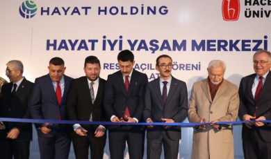 Hayat Holding ve Hacettepe Üniversitesi depremzedelerin ‘hayatına iyi bakmak’ için güç birliği yaptı