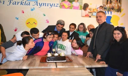 Hem sosyalleşiyor, hem de iş hayatına katılıyorlar!..