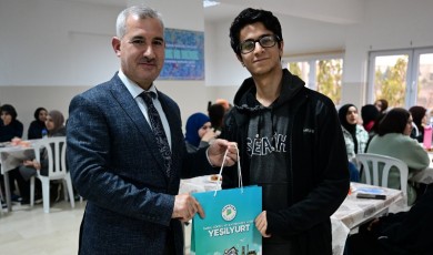 Yeşilyurt’ta öğrencilerle aşure etkinliği düzenlendi