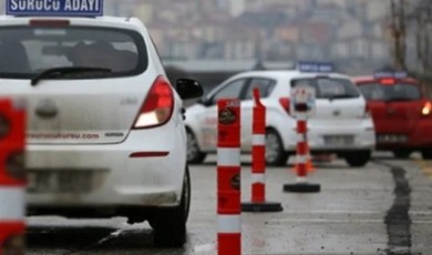 2024 ehliyet fiyatları ve sürücü belgesi harç ücretleri belli oldu