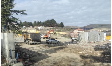 Akçadağ'da, emlak konut tarafından yapılacak yeni çarşı projesine hız verildi