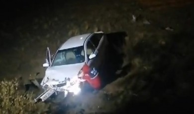 Hekimhan'da kontrolden çıkan araç köprüden uçtu!