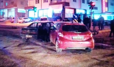 Recai Kutan Caddesi üzerinde feci kaza!