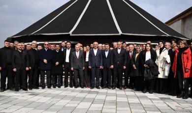 Adaylar, 31 Mart seçimlerinden zaferle çıkacakları mesajını verdiler