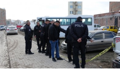 Aslatepe Caddesi'nde silah sesleri yankılandı!