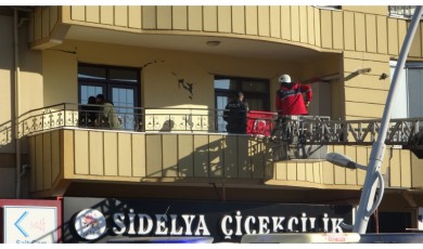 Öyle bir uyudu ki ekipler alarma geçti!