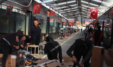 Bakan Ersoy’dan Malatya'daki 150 depremzedeye destek!..