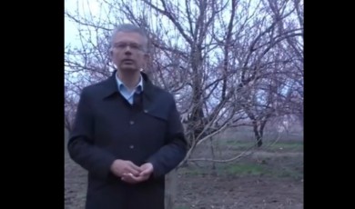 İbrahim Gezer'den Malatya'da Kayısı Üreticilerine Don Tehlikesine Karşı Öneriler