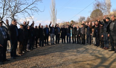 Pütürge Belediye Başkanı Mikail Sülük, Halkın Nabzını Tutuyor: Seçim Çalışmalarında Nohutlu ve Üranlılarla Buluştu!