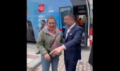 Veli Ağbaba'nın Çocuk Yapma Tavsiyesiyle Kadın Arasındaki Espri Dolu Diyalog Gündemde