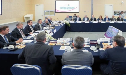 Bakan Tekin Özel Okul Temsilcileriyle Buluştu