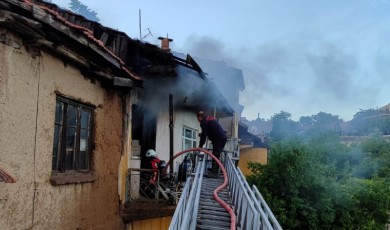 Hekimhan İlçesi'ndeki Yangın Ekipleri Alarma Geçirdi!