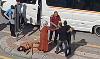 Malatya'da Çılgın Atışma: Öğrencilerin Gözü Önünde Kavgaya Tutuştular