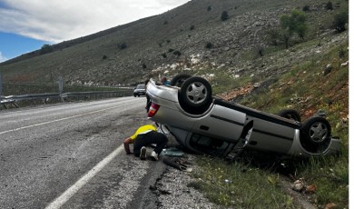 Yeşilyurt ilçesi Kozluk Mahallesi’nde Feci Kaza: Otomobil Takla Attı