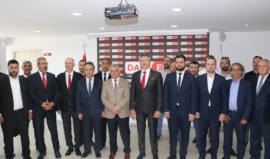 Kürşad Tüzmen: Malatya'da Beklemekle Hiçbir Yere Varamazsınız!