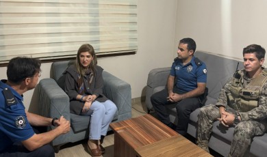 Ölmeztoprak Malatya-Elazığ Karayolu Uygulama Noktasında Güvenlik Güçleriyle Bayramlaştı