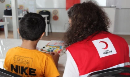 Türk Kızılay’dan Afet Bölgesinde 532 Çocuğa Yetim Desteği