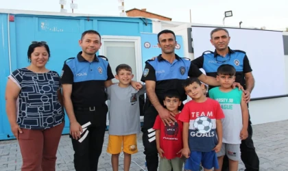 Bakan Yerlikaya, Malatyalı Çocukların Mutluluğunu Paylaştı