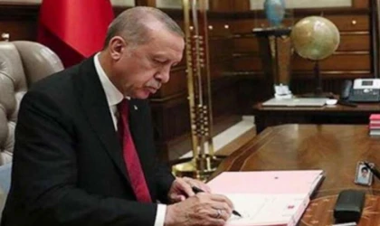 Bazı Bakanlıklarda Atama ve Görevden Almalar Resmi Gazete’de