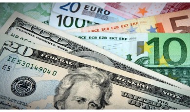Dolar ve Euro Yeni Haftaya Düşüşle Başladı