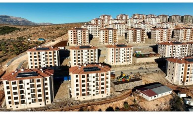 Hisarcıklıoğlu'ndan Malatya'ya: TOBB’un Tüm İmkanlarını Deprem Konutu Yapmak Üzere Sunuyoruz