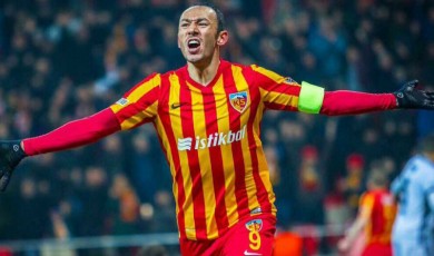 Yeni Malatyaspor'un Efsane İsimlerinden Umut Bulut Futbolu Bıraktı: İşte Yeni Adresi
