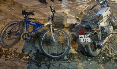 Doğanşehir’de Feci Çarpışma: Motosiklet ve Bisiklet Kazası...