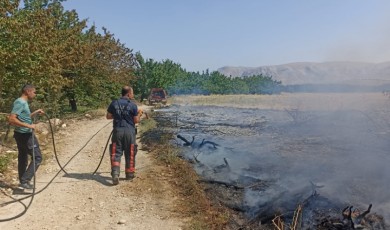 Malatya'da Anız ve Bahçe Yangınları Ekipleri Alarma Geçirdi