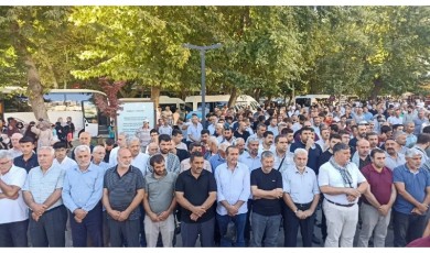 Malatya'da Haniye İçin Gıyabi Cenaze Namazı Kılındı