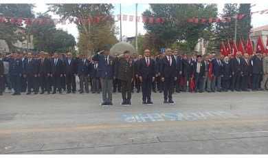 Gaziler Günü Malatya'da Coşkuyla Kutlandı: Şehitlik Ziyareti ve Kortej Yürüyüşü