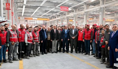 Kızılay Fabrikasında Kızılay Haftası! Başkan Geçit'ten Çalışanlara Destek ve Teşekkür