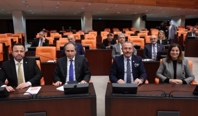 Devlet Memurları Kanun Teklifi Mecliste Görüşülüyor: Kamu Görevlilerine Yeni Haklar Geliyor!