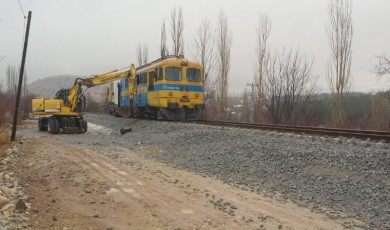 Malatya'da Lokomotif Raylardan Çıktı! Büyük Gürültüyle Paniğe Yol Açtı!