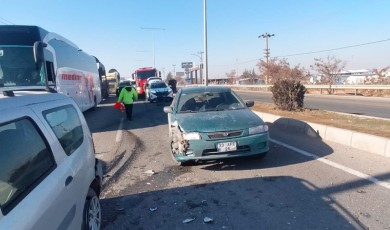 Malatya'da Zincirleme Kaza: İki Araç Çarpıştı, 1 Kişi Yaralı!