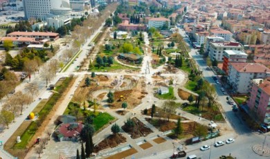 Kim Demiş Belediye Başkanı Çalışmıyor Diye? Cumhurbaşkanı Geliyor, Yollar Güllerle Bezeniyor!