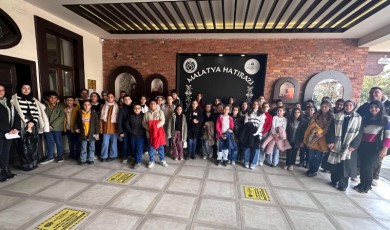 Malatya'nın Tarihî Zenginlikleri Gençlerle Buluştu! Kültür Bilinci Gezisi Tamamlandı!